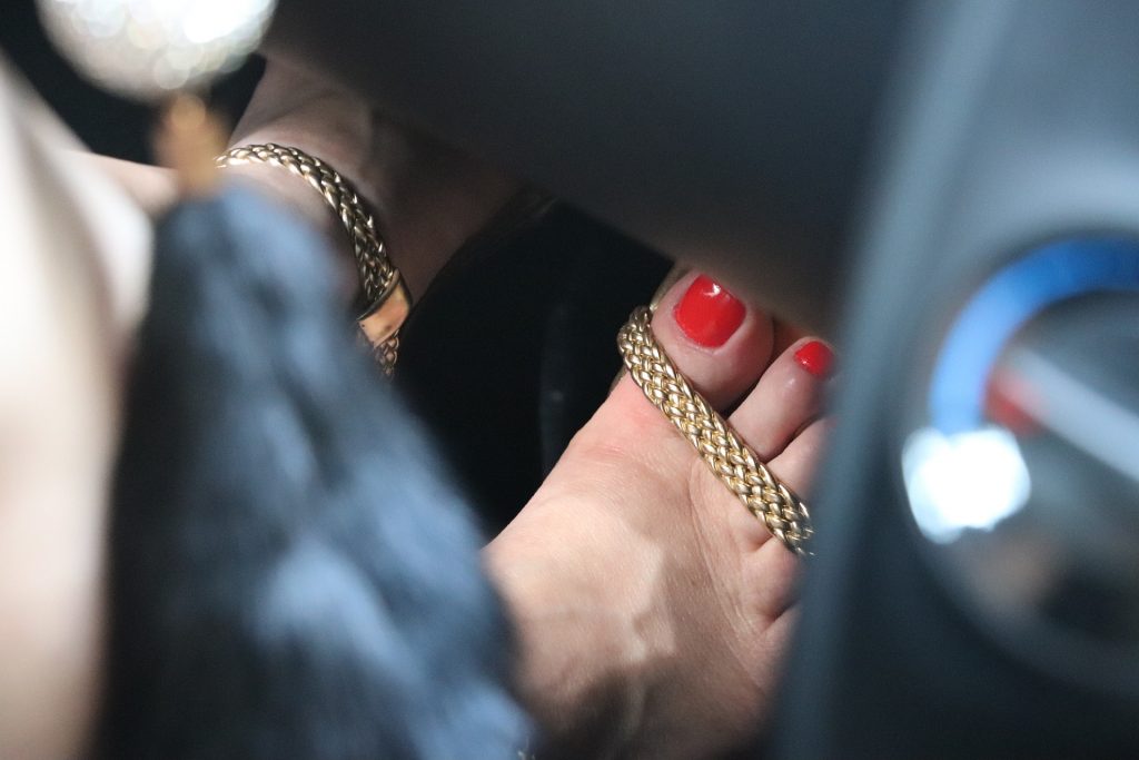 algunas conductas prohibidas al volante