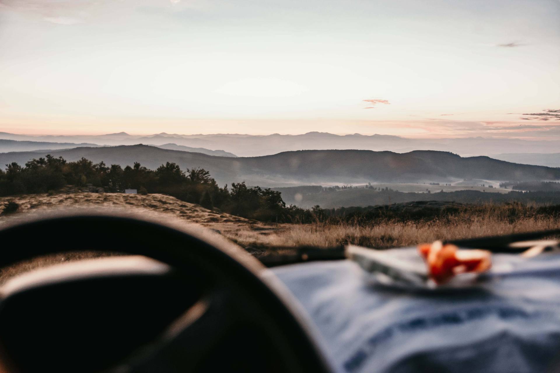 conductas prohibidas al volante