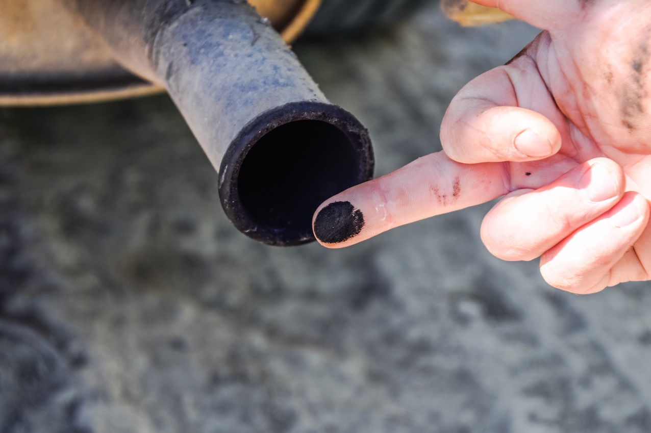 Cómo limpiar la carbonilla del motor