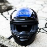 Cómo lavar un casco de moto
