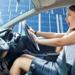 ¿Chirridos al girar el volante?